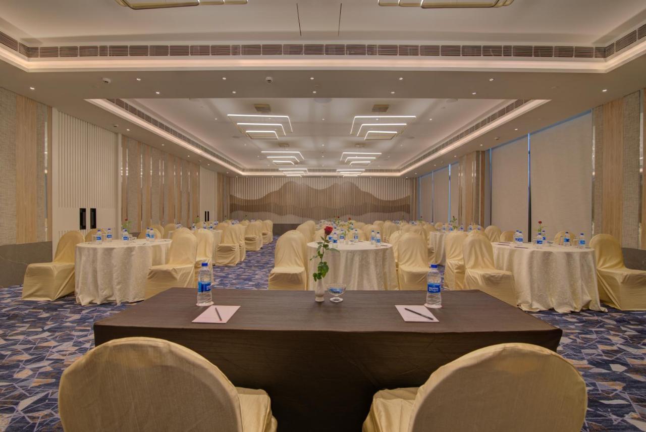 7 Apple Hotel Nashik Ngoại thất bức ảnh